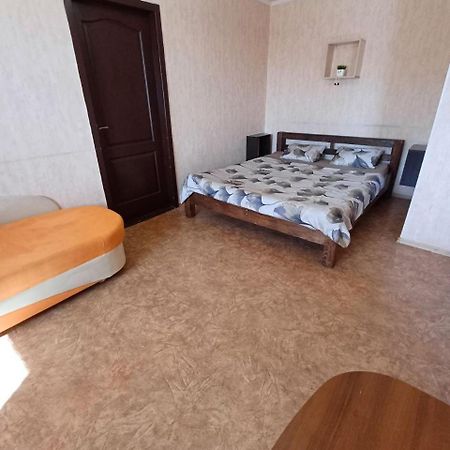 Apartment 2 Rooms Slobozhansky Prospekt Nizhnednepsovsk Dış mekan fotoğraf