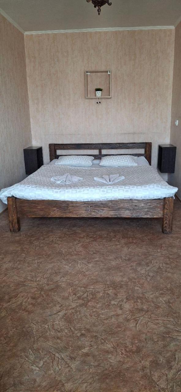 Apartment 2 Rooms Slobozhansky Prospekt Nizhnednepsovsk Dış mekan fotoğraf